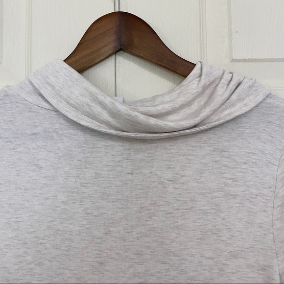 CAbi Sawyer Cowl Neck Heathered Oatmeal Tunic Top - Picture 8 of 9